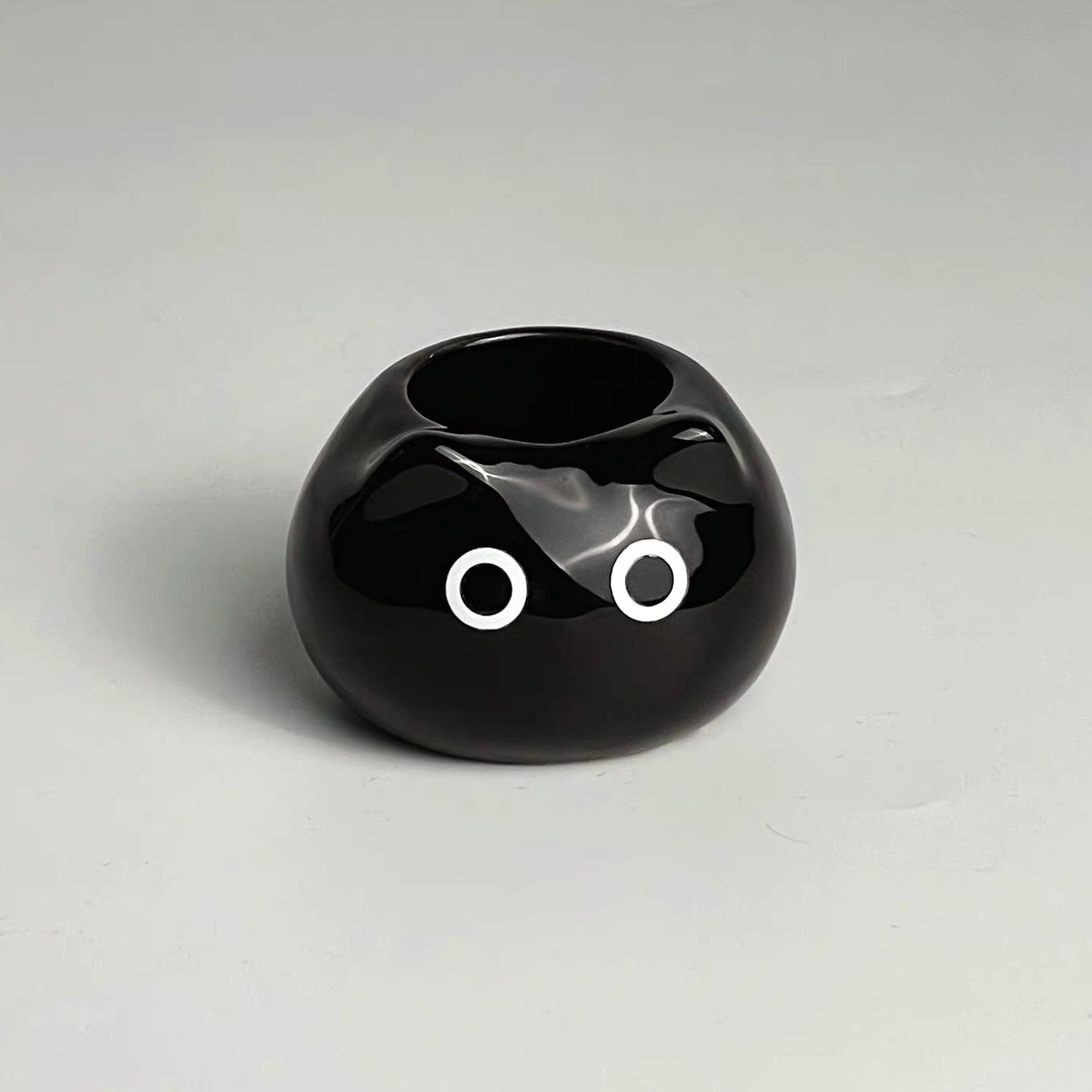 Cute Siamese Cat Ceramic Toothbrush Holder