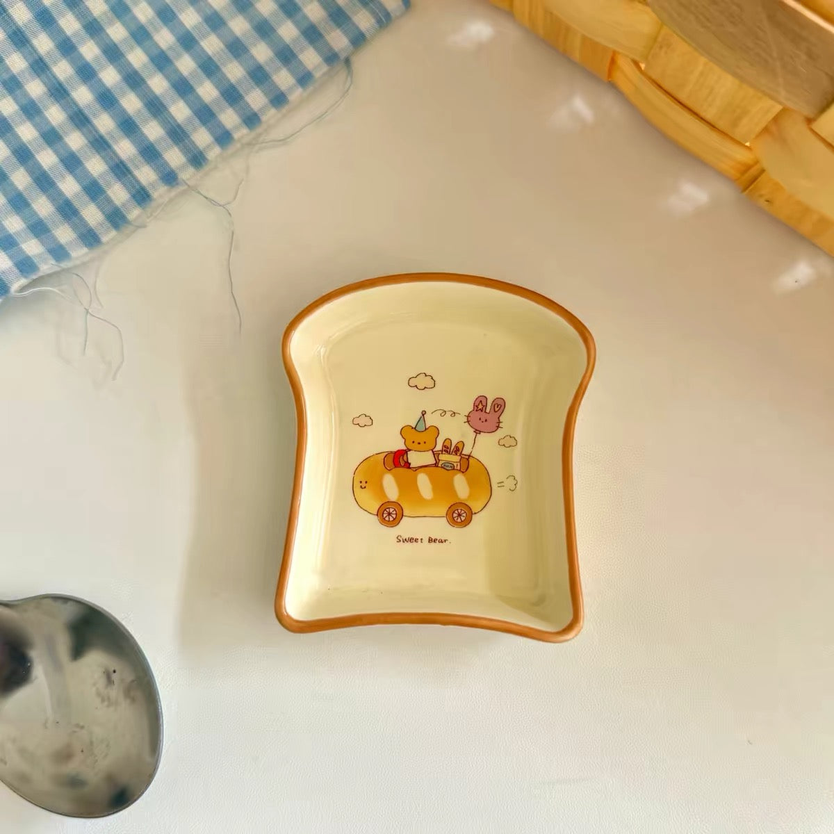 Bear Bakery Toast-Shaped Ceramic Plate Set