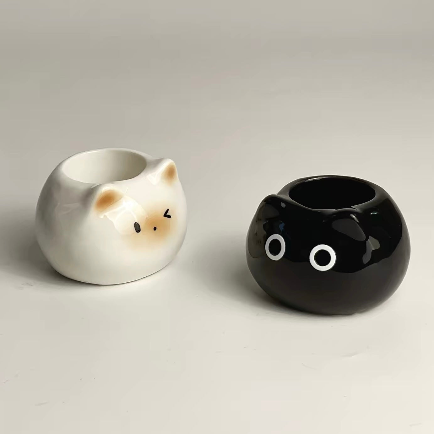 Cute Siamese Cat Ceramic Toothbrush Holder