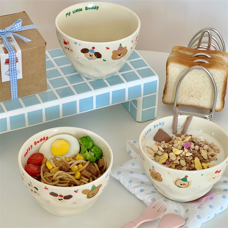 Cream-Colored Handcrafted Ceramic Bowl