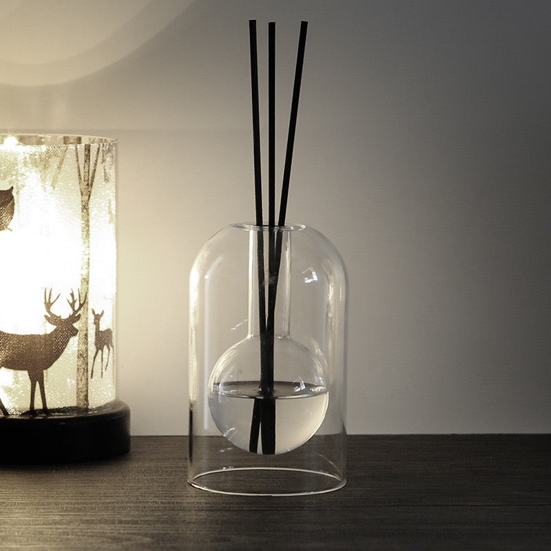 Minimalist Glass Aromatherapy Diffuser Bottle with 8 Sticks (Essential Oil Not Included)