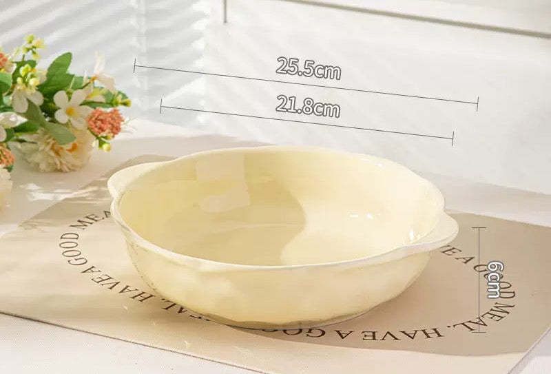 Large Capacity Wavy Rim Ceramic Bowl