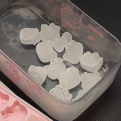 Hello Kitty Fun Ice Cube Tray &amp; Storage Box Set (with Lid & Scoop)