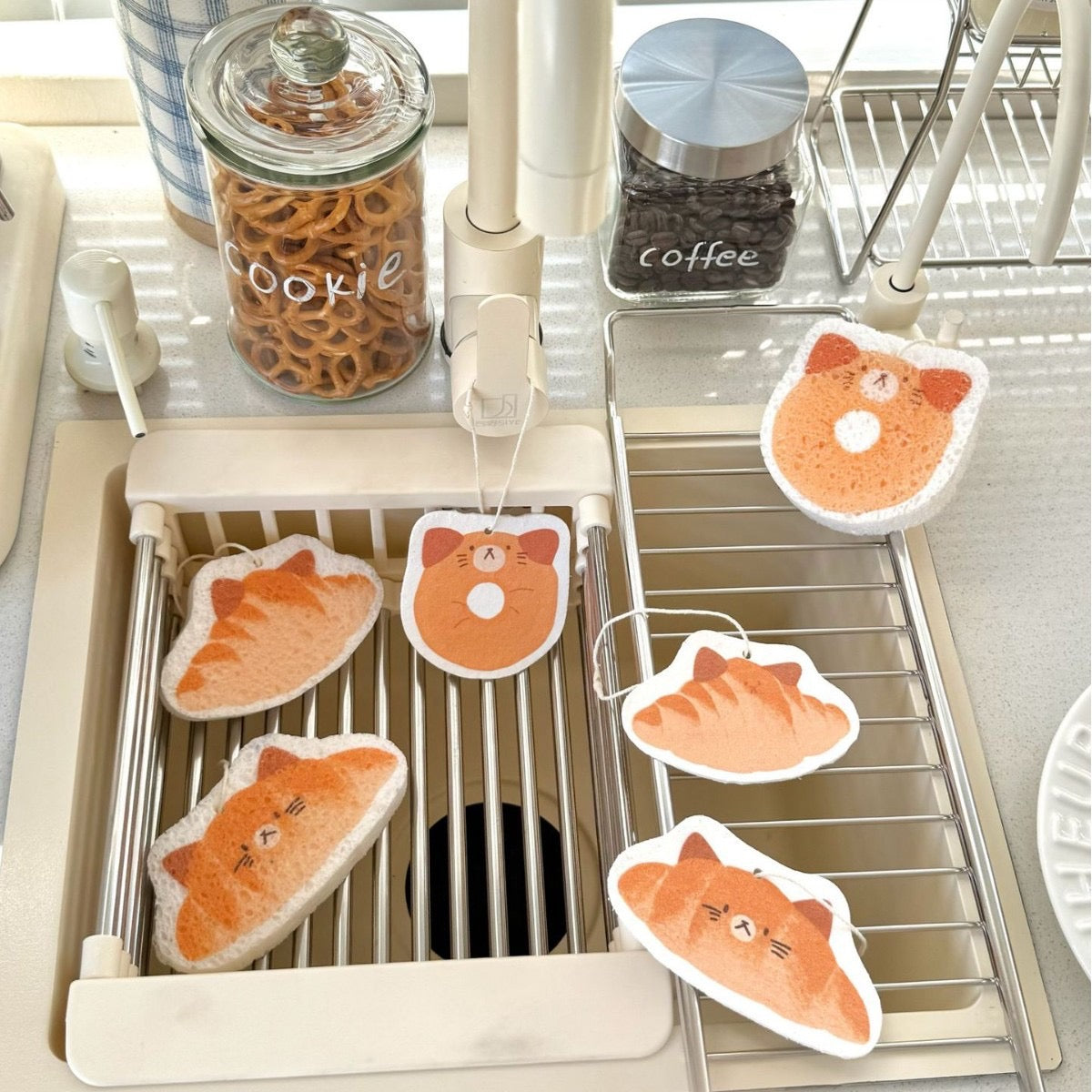 Toast Cat & Croissant Cat Cellulose Sponge