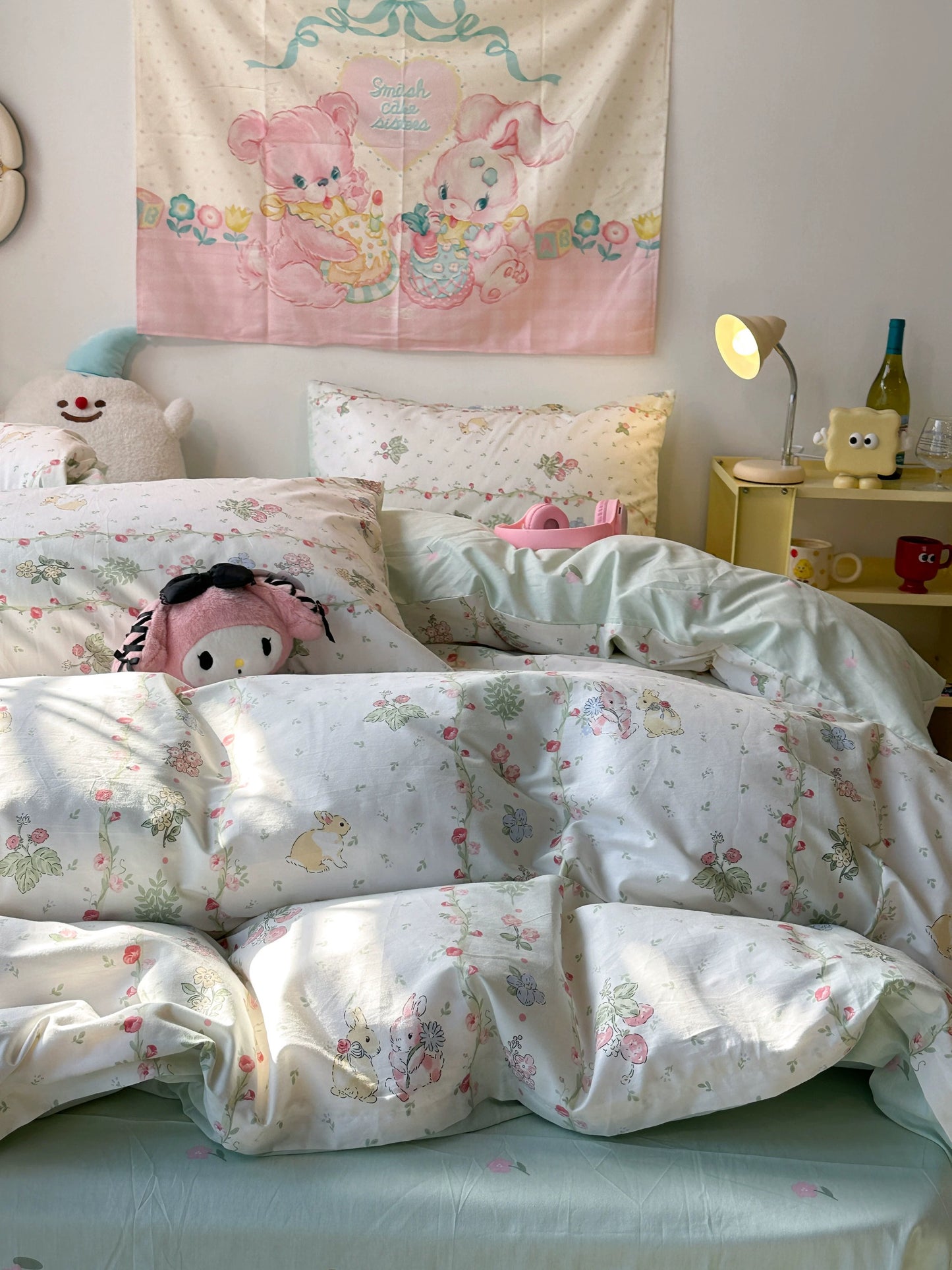 Strawberry Bunny Garden Pure Cotton Bedding Set (4 Pieces)