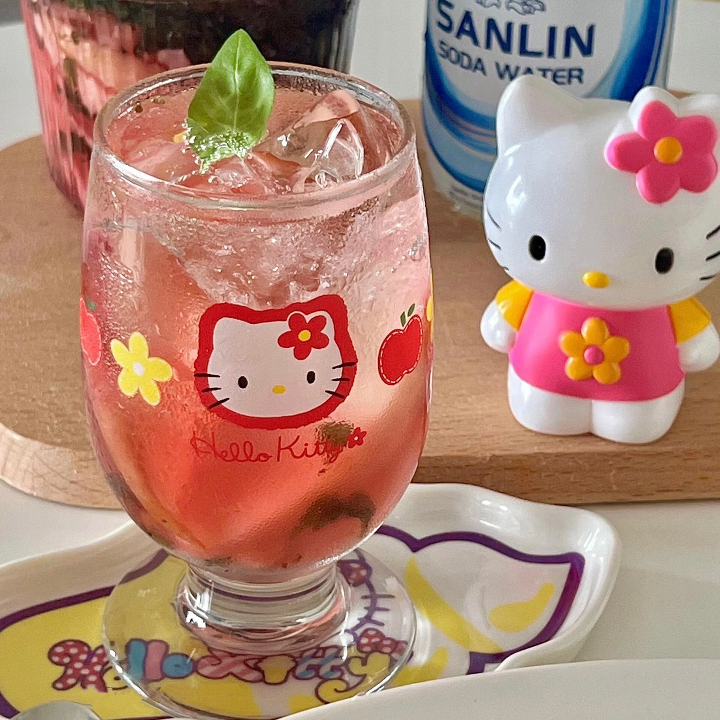 Hello Kitty Apple & Flower Glass Cup