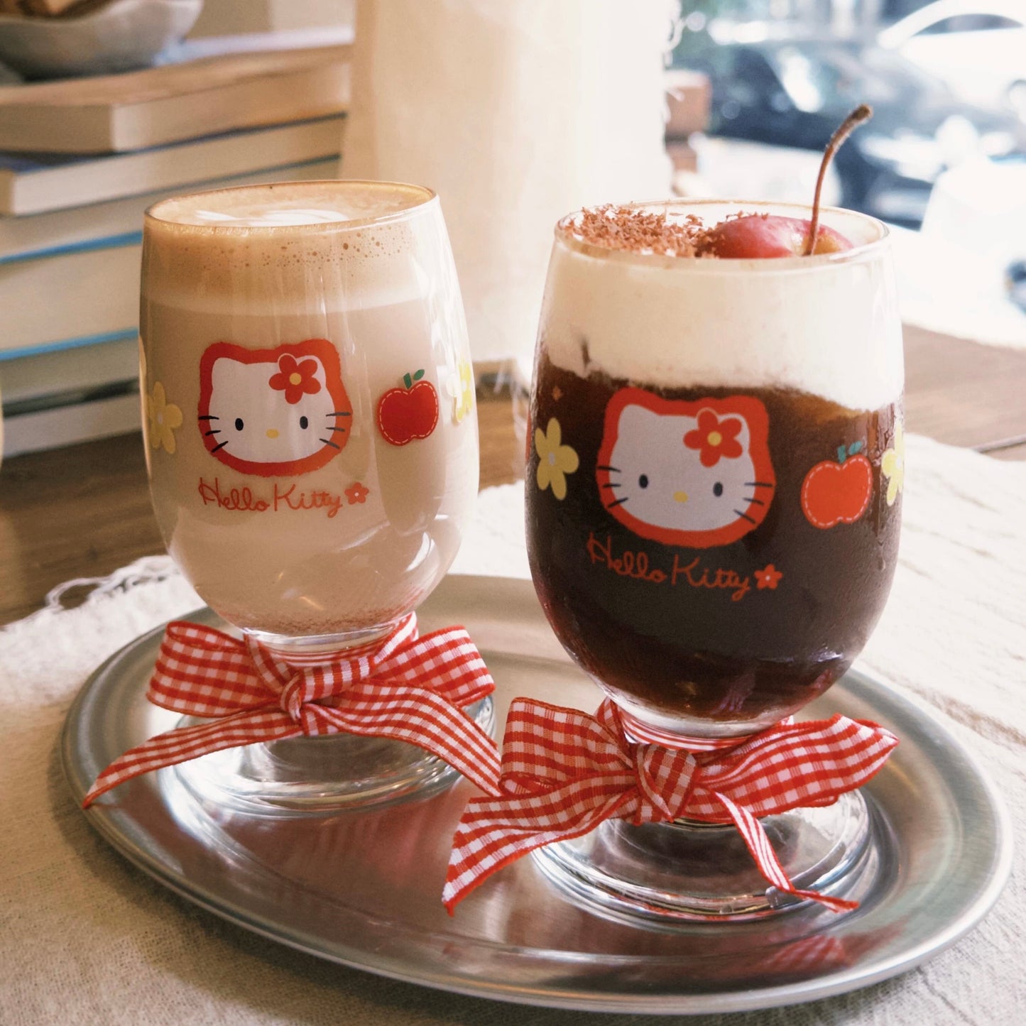 Hello Kitty Apple & Flower Glass Cup