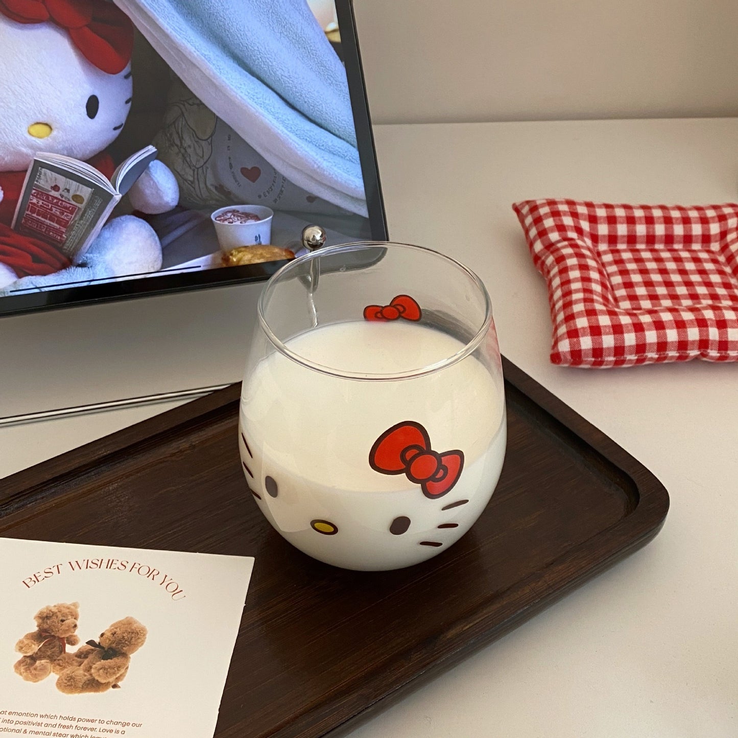 Hello Kitty Round Glass Cup