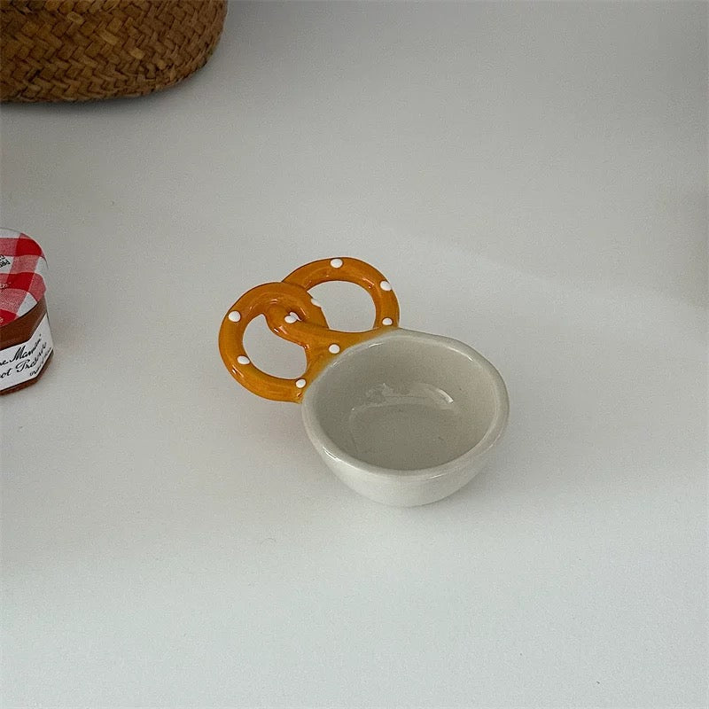 Bread & Pretzel Ceramic Sauce Dish (Light Version)