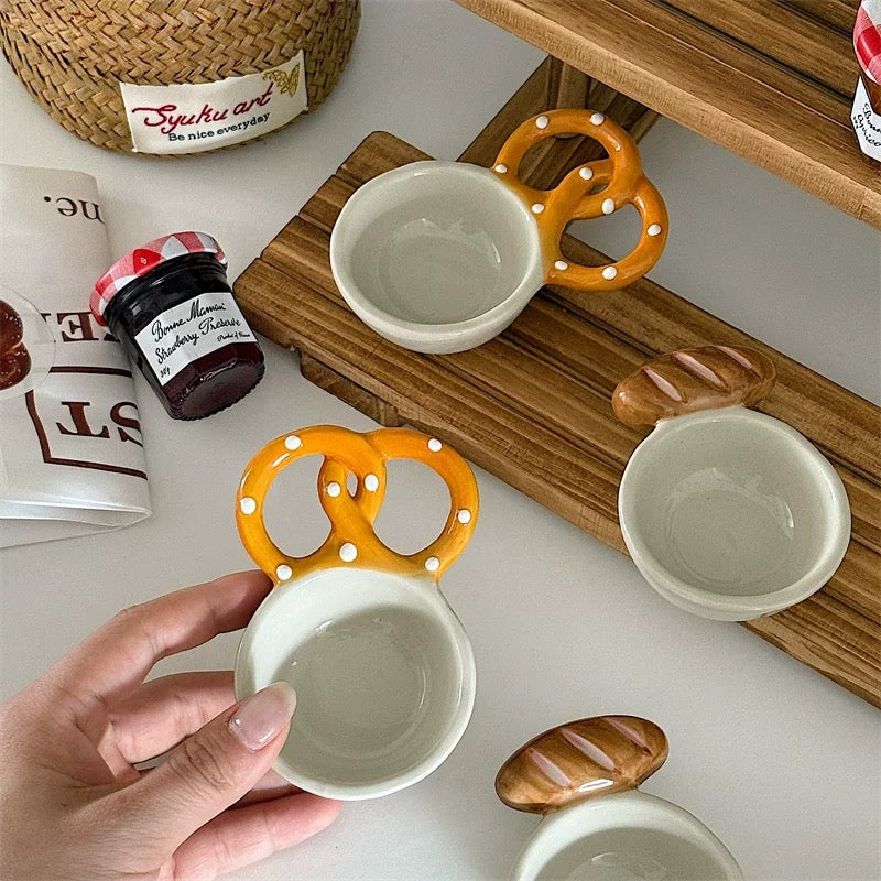 Bread & Pretzel Ceramic Sauce Dish (Light Version)