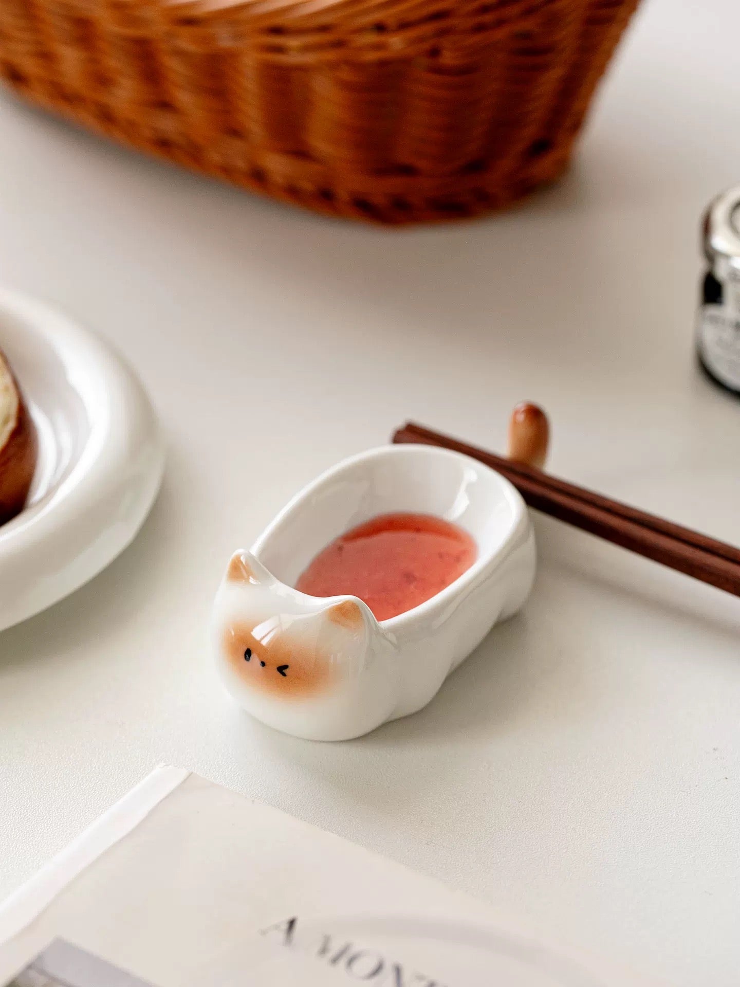 Cat-Shaped Ceramic Sauce Dish