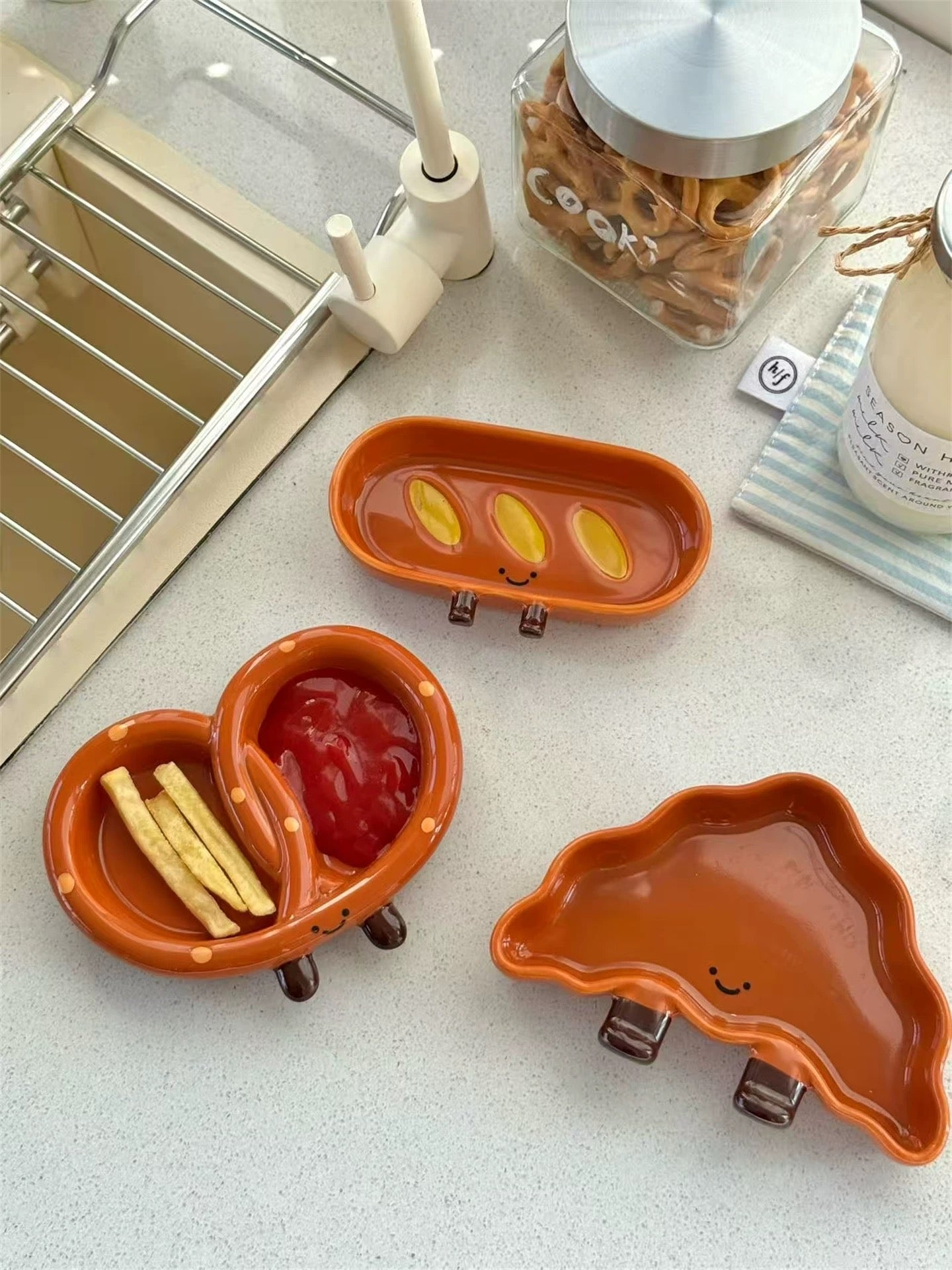 Smiling Bread-Shaped Ceramic Dipping Dish