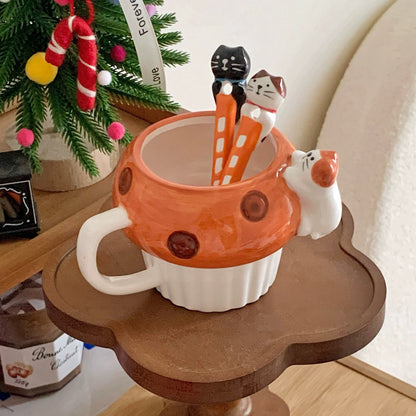 Japanese Style Bread-Shaped Cat Ceramic Mug with 3D Cat Spoon