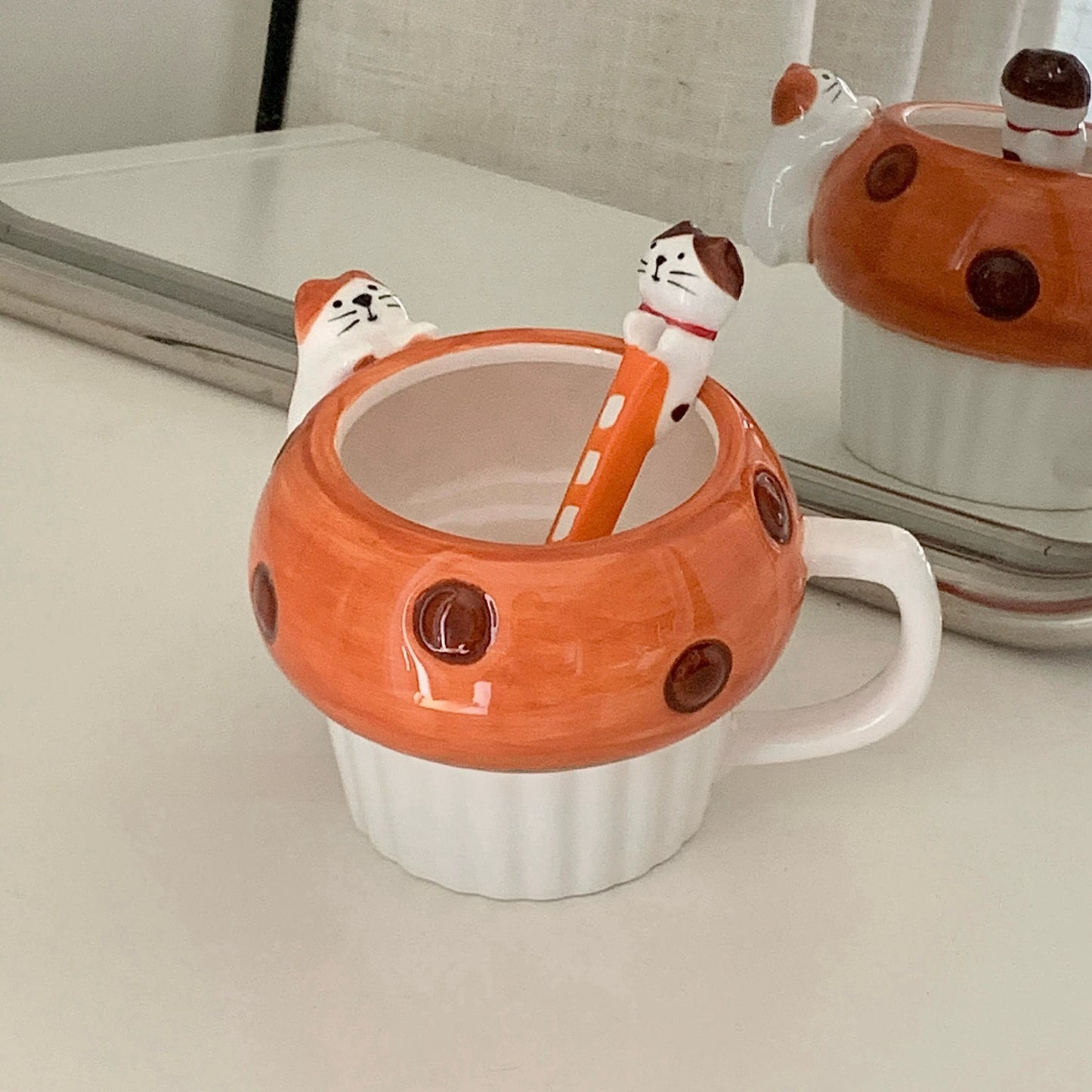 Japanese Style Bread-Shaped Cat Ceramic Mug with 3D Cat Spoon