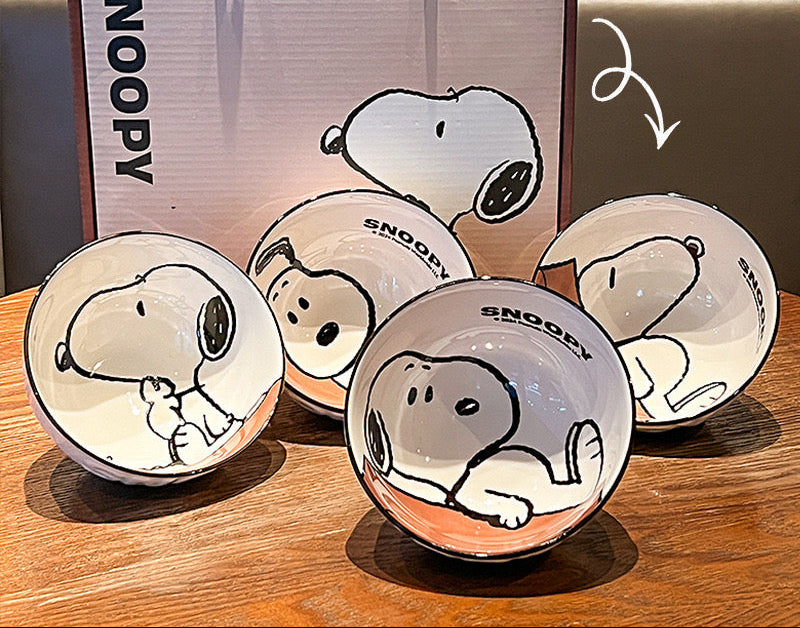 Snoopy Ceramic Bowl Set (4 Pieces with Gift Box)