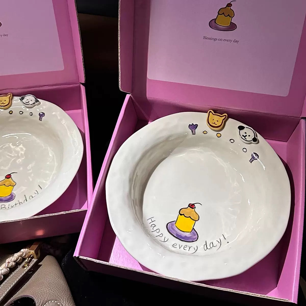 Handmade Cartoon Ceramic Plate with Gift Box – Happy Birthday Theme